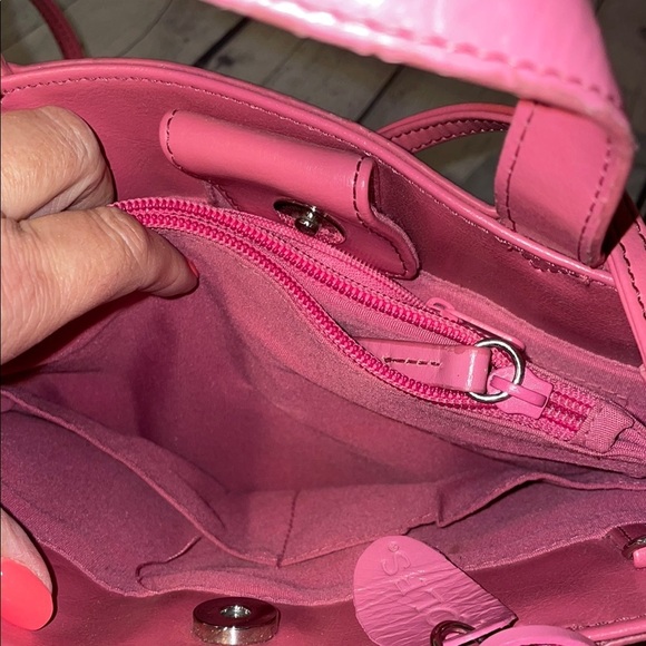 Rolfs - Vibrant Pink Leather Top Handle Bag - Picture 5 of 5